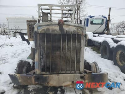 Zdjęcie 8 z 10 samochodu: 2020 KENWORTH CONSTRUCTION W900 VIN:1XKWD40X1LR968244 - miniatura