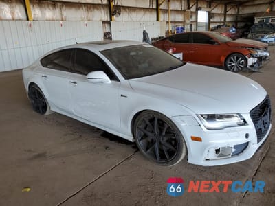 Czwarte zdjęcie samochodu z boku: 2013 AUDI A7 PRESTIGE VIN:WAU2GAFC3DN144935 - miniatura