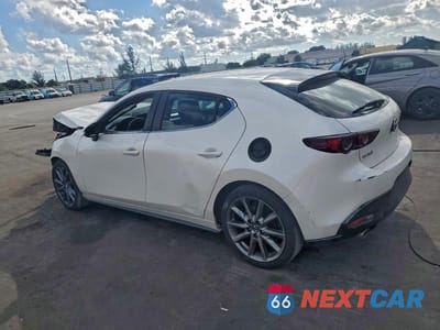 Drugie zdjęcie samochodu z przodu: 2021 MAZDA 3 SELECT VIN:JM1BPAKL2M1302035 - miniatura