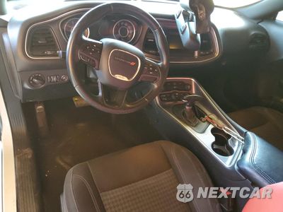 Zdjęcie 8 z 15 samochodu: 2015 DODGE CHALLENGER SXT VIN:2C3CDZAG6FH821470 - miniatura