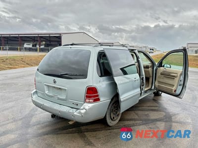Czwarte zdjęcie samochodu z boku: 2005 MERCURY MONTEREY LUXURY VIN:2MRDA222X5BJ01879 - miniatura