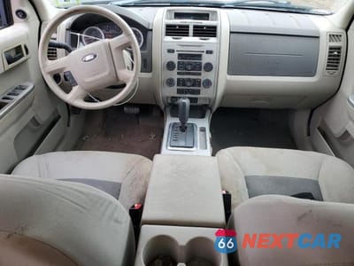 Zdjęcie 8 z 13 samochodu: 2008 FORD ESCAPE XLT VIN:1FMCU03178KD66667 - miniatura