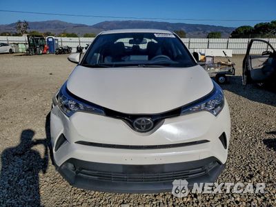 Piąte zdjęcie samochodu w środku: 2019 TOYOTA C-HR XLE VIN:JTNKHMBXXK1016606 - miniatura