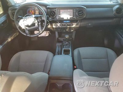 Zdjęcie 8 z 13 samochodu: 2022 TOYOTA TACOMA DOUBLE CAB VIN:3TYCZ5AN5NT073416 - miniatura