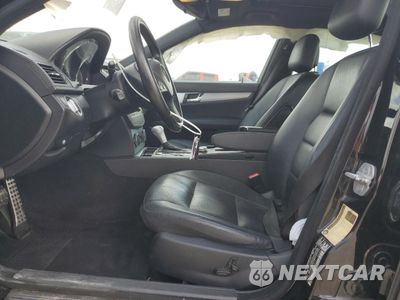 Zdjęcie 7 z 15 samochodu: 2011 MERCEDES-BENZ C 300 VIN:WDDGF5EB0BF627579 - miniatura