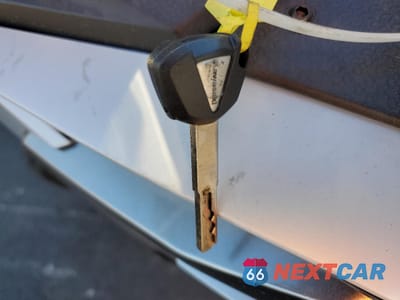 Zdjęcie 8 z 11 samochodu: 2024 KAWASAKI EX500 VIN:ML5EXGG1XRDA18209 - miniatura