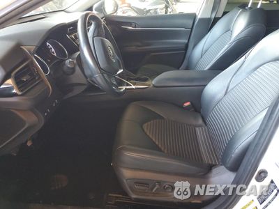 Zdjęcie 7 z 14 samochodu: 2020 TOYOTA CAMRY SE VIN:4T1G11AK9LU977518 - miniatura