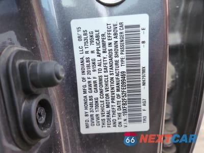 Zdjęcie 12 z 14 samochodu: 2015 HONDA CIVIC LX VIN:19XFB2F52FE099469 - miniatura