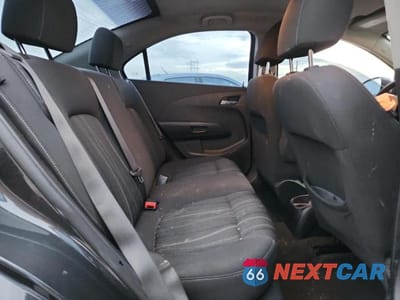 Zdjęcie 10 z 13 samochodu: 2016 CHEVROLET SONIC LT VIN:1G1JC5SB6G4104690 - miniatura