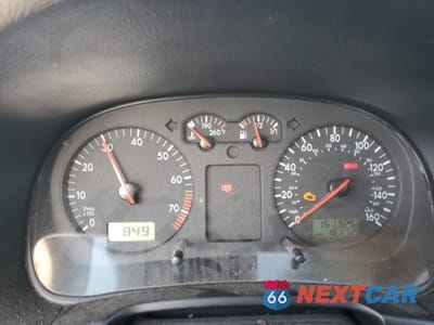 Zdjęcie 9 z 12 samochodu: 2003 VOLKSWAGEN GTI VIN:9BWDE61J434029517 - miniatura