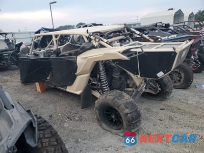 Trzecie zdjęcie samochodu z tyłu: 2021 CAN-AM MAVERICK X3 UTILITY VEHICLE VIN:3JBVNAV46MK005813 - miniatura