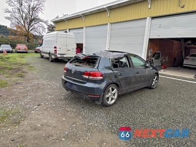 Czwarte zdjęcie samochodu z boku: 2012 VOLKSWAGEN GOLF VIN:WVWDB7AJ2CW256430 - miniatura