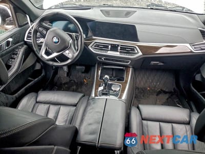 Zdjęcie 8 z 13 samochodu: 2021 BMW X5 XDRIVE40I VIN:5UXCR6C06M9H26790 - miniatura
