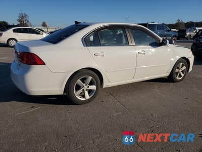 Trzecie zdjęcie samochodu z tyłu: 2009 KIA OPTIMA LX VIN:KNAGE228X95293661 - miniatura