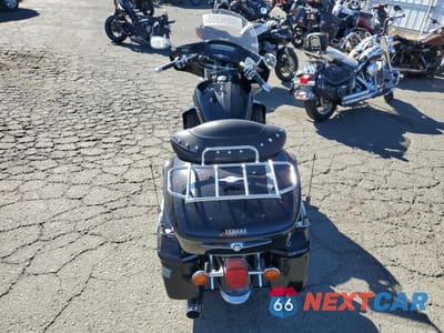 Czwarte zdjęcie samochodu z boku: 2003 YAMAHA XVZ13 TF VIN:JYAVP04Y13A000522 - miniatura