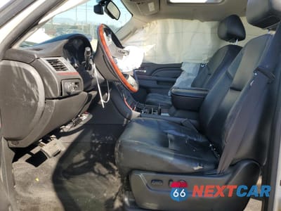 Zdjęcie 7 z 14 samochodu: 2012 CADILLAC ESCALADE EXT LUXURY VIN:3GYT4MEF5CG151237 - miniatura