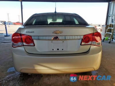 Zdjęcie 6 z 12 samochodu: 2013 CHEVROLET CRUZE LS VIN:1G1PA5SH2D7120142 - miniatura