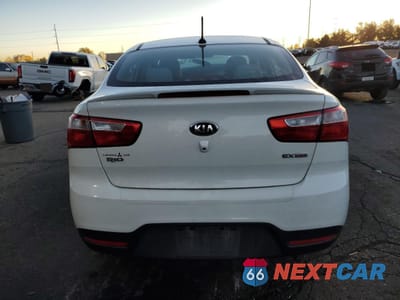 Zdjęcie 6 z 13 samochodu: 2014 KIA RIO EX VIN:KNADN4A32E6362318 - miniatura