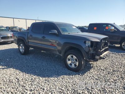 Czwarte zdjęcie samochodu z boku: 2018 TOYOTA TACOMA DOUBLE CAB VIN:5TFCZ5AN7JX160797 - miniatura