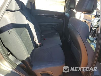 Zdjęcie 11 z 16 samochodu: 2016 KIA SORENTO LX VIN:5XYPG4A56GG125908 - miniatura