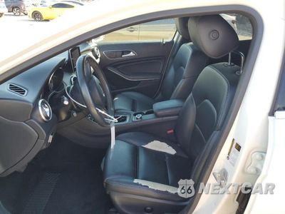 Zdjęcie 7 z 12 samochodu: 2017 MERCEDES-BENZ GLA 250 VIN:WDCTG4EB2HJ346674 - miniatura