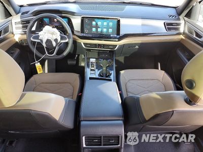 Zdjęcie 8 z 14 samochodu: 2025 VOLKSWAGEN ATLAS CROSS SPORT SE VIN:1V2KE2CA2SC214367 - miniatura