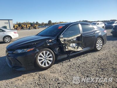 2018 TOYOTA CAMRY L 4T1B11HK5JU140522 - główne zdjęcie licytacji z USA - miniatura