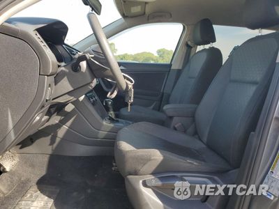 Zdjęcie 7 z 15 samochodu: 2018 VOLKSWAGEN TIGUAN S VIN:3VV1B7AX1JM079911 - miniatura