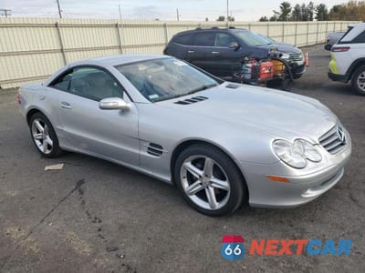 Czwarte zdjęcie samochodu z boku: 2006 MERCEDES-BENZ SL 500 VIN:WDBSK75F56F110202 - miniatura