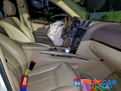 Zdjęcie 13 z 14 samochodu: 2009 MERCEDES-BENZ GL 550 4MATIC VIN:4JGBF86E59A519251 - miniatura