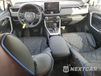 Zdjęcie 8 z 14 samochodu: 2024 TOYOTA RAV4 XLE VIN:2T3W1RFV6RW333679 - miniatura