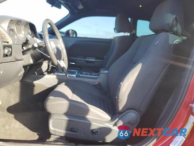 Zdjęcie 7 z 11 samochodu: 2013 DODGE CHALLENGER SXT VIN:2C3CDYAGXDH662895 - miniatura