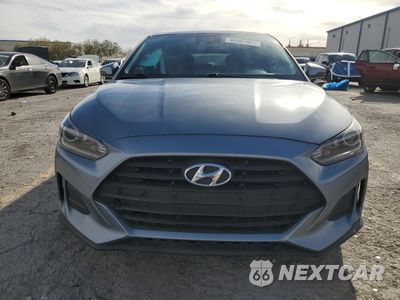 Piąte zdjęcie samochodu w środku: 2020 HYUNDAI VELOSTER BASE VIN:KMHTG6AF9LU029472 - miniatura