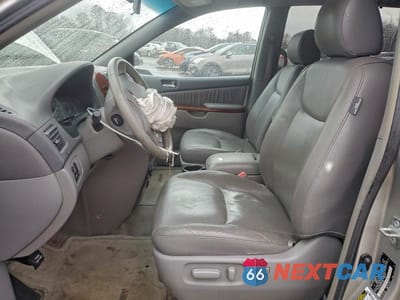 Zdjęcie 7 z 14 samochodu: 2005 TOYOTA SIENNA XLE VIN:5TDZA22CX5S305467 - miniatura