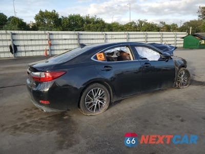 Trzecie zdjęcie samochodu z tyłu: 2018 LEXUS ES 350 VIN:58ABK1GG3JU109949 - miniatura