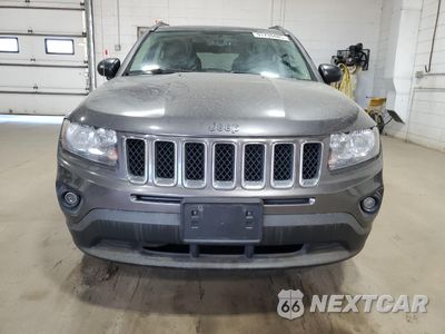 Piąte zdjęcie samochodu w środku: 2016 JEEP COMPASS SPORT VIN:1C4NJDBB5GD686984 - miniatura