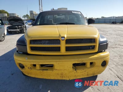 Piąte zdjęcie samochodu w środku: 1995 DODGE RAM 2500 VIN:1B7KC26WXSS110228 - miniatura