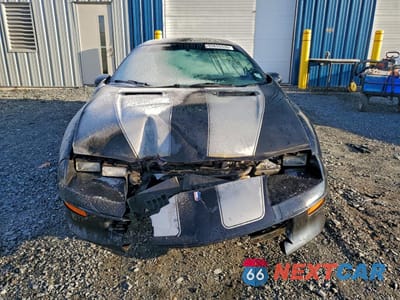 Piąte zdjęcie samochodu w środku: 1997 CHEVROLET CAMARO Z28 VIN:2G1FP22P2V2113779 - miniatura