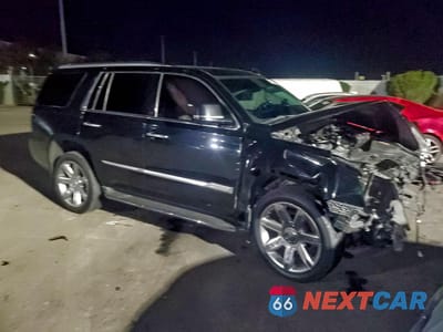 Czwarte zdjęcie samochodu z boku: 2020 CADILLAC ESCALADE LUXURY VIN:1GYS3BKJ2LR112522 - miniatura