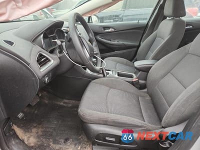 Zdjęcie 7 z 12 samochodu: 2018 CHEVROLET CRUZE LT VIN:1G1BE5SM4J7139721 - miniatura