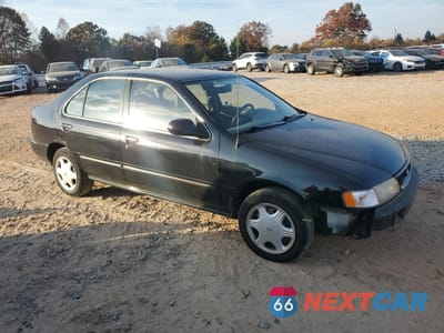 Czwarte zdjęcie samochodu z boku: 1998 NISSAN SENTRA E VIN:1N4AB41D9WC707862 - miniatura