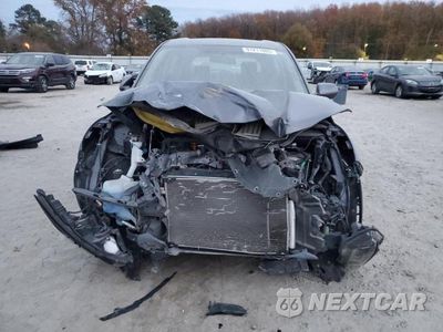 Piąte zdjęcie samochodu w środku: 2019 HONDA HR-V LX VIN:3CZRU6H38KG730972 - miniatura