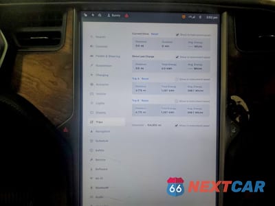 Zdjęcie 9 z 14 samochodu: 2021 TESLA MODEL X VIN:5YJXCAE25MF321383 - miniatura