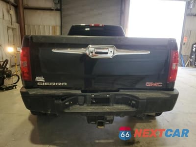Zdjęcie 6 z 11 samochodu: 2012 GMC SIERRA K3500 DENALI VIN:1GT426C83CF168829 - miniatura