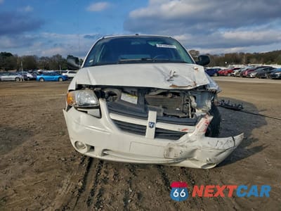 Piąte zdjęcie samochodu w środku: 2007 DODGE GRAND CARAVAN SXT VIN:2D4GP44L67R261125 - miniatura