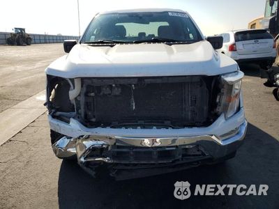 Piąte zdjęcie samochodu w środku: 2021 FORD F150 SUPERCREW VIN:1FTFW1E86MFA61420 - miniatura