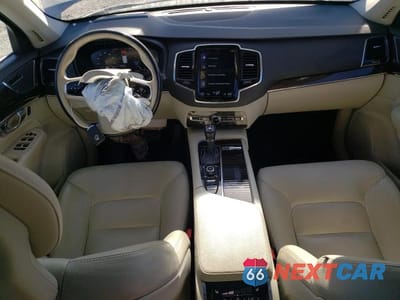 Zdjęcie 8 z 13 samochodu: 2017 VOLVO XC90 T6 VIN:YV4A22PKXH1135507 - miniatura