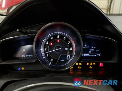 Zdjęcie 9 z 13 samochodu: 2017 MAZDA CX-3 GRAND TOURING VIN:JM1DKFD72H0169079 - miniatura