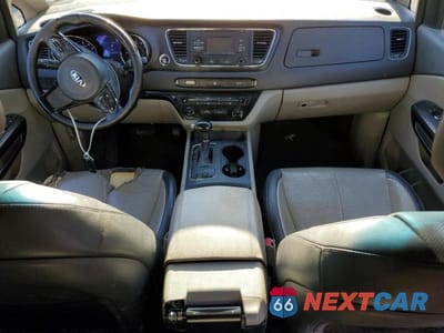 Zdjęcie 8 z 13 samochodu: 2016 KIA SEDONA LX VIN:KNDMB5C11G6215875 - miniatura