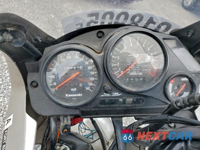 Zdjęcie 7 z 8 samochodu: 2007 KAWASAKI EX500 D VIN:JKAEXVD127A104702 - miniatura